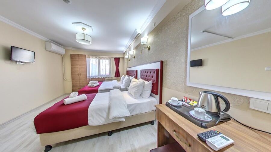 Cihangir Palace Hotel Истанбул Екстериор снимка